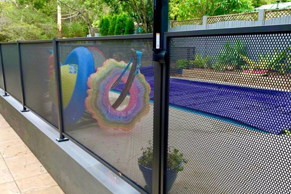 Aluminium pool fence | Are aluminium pool fences good | the diy fence company